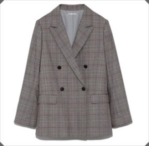[モトカレマニア]衣装ブランド(1話)！新木優子着用のジャケットは？5